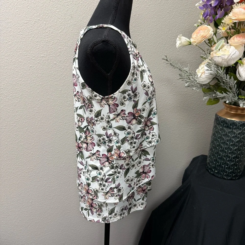 White House Black Market XS Floral Tiered Halter Tank Top Blouse Summer Chic - Picture 3 of 7